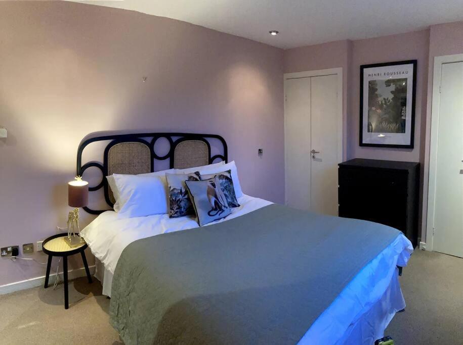 شقة غلاسغو  في Stylish 2 Bed Accessible Flat Perfect Location المظهر الخارجي الصورة